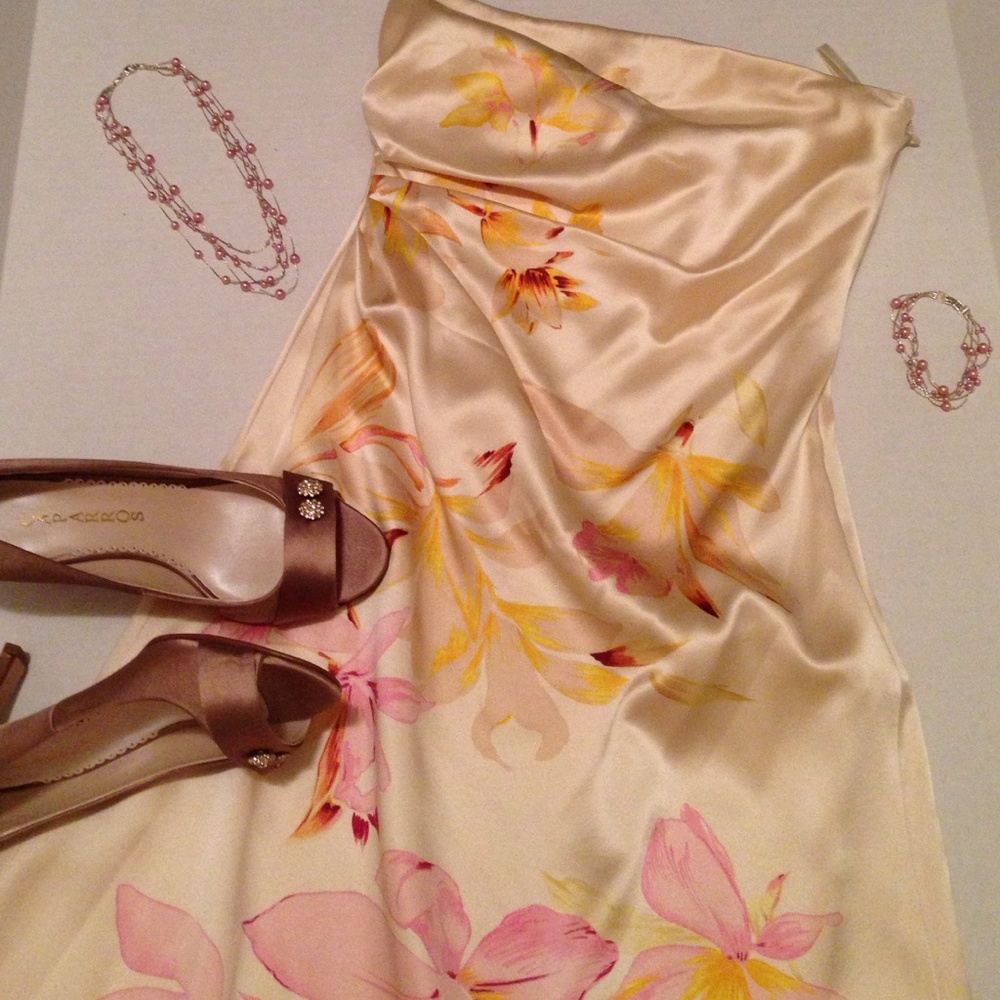 Banana Republic Strapless Cream Dress with Floral Design